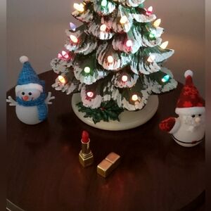 Brand new Guerlain Kiss Kiss Lipstick FIRE RED M332